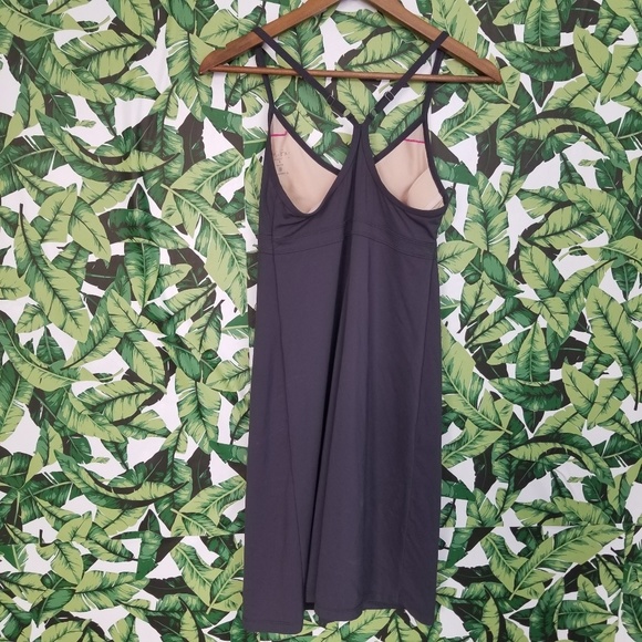 Athleta Shorebreak Dress - Picture 3 of 4